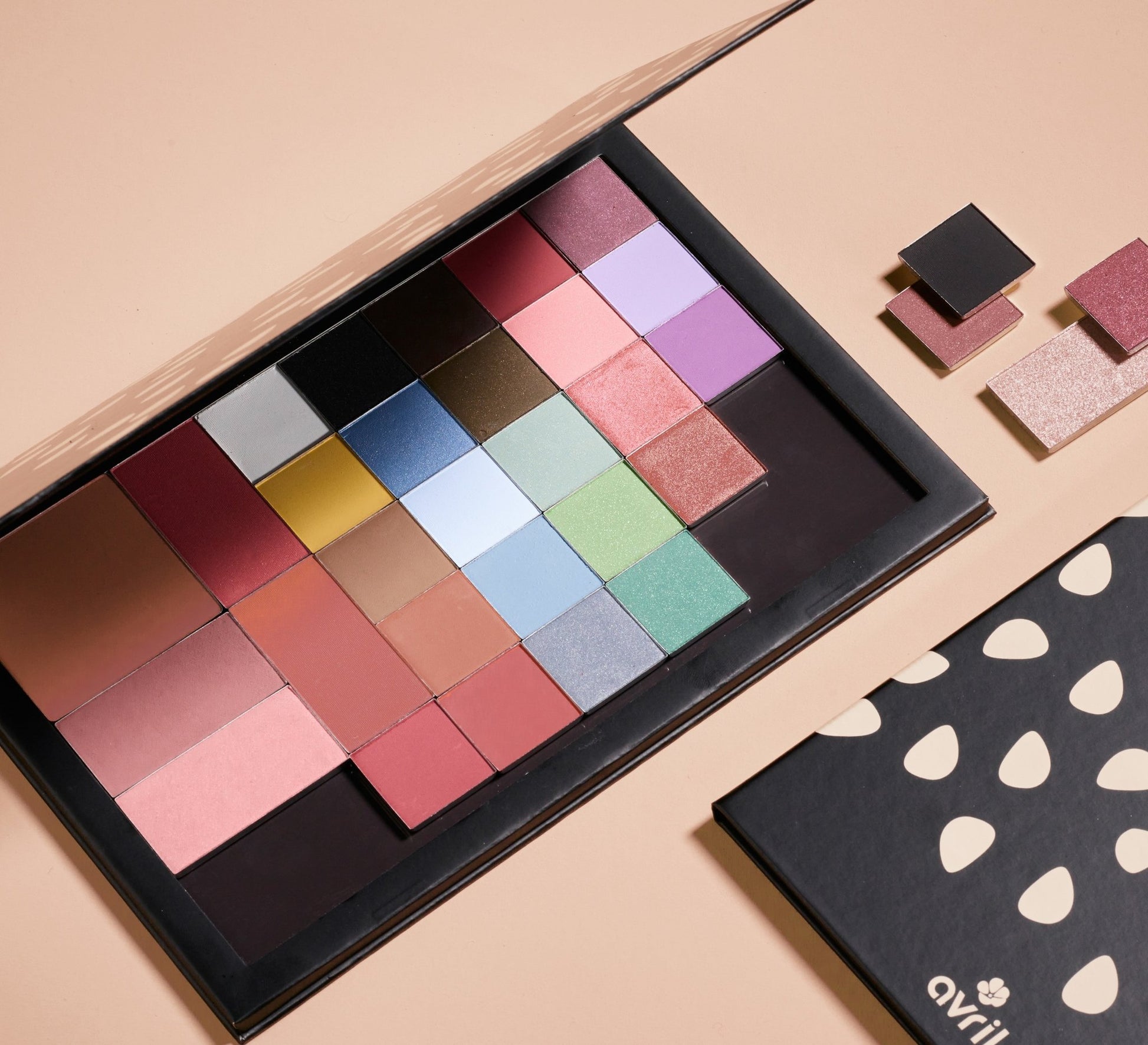 Palette à composer rechargeable Grand format Avril Cosmétique - Benedetti