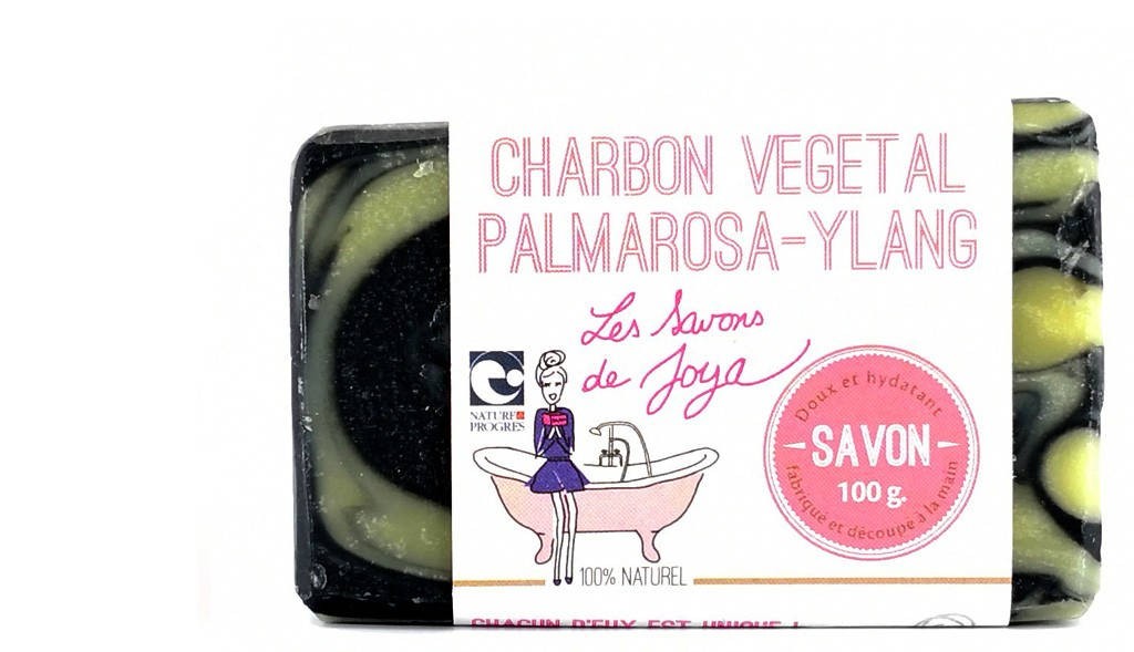 Savon au charbon vegetal palmarosa et ylang Les savons de Joya 100g